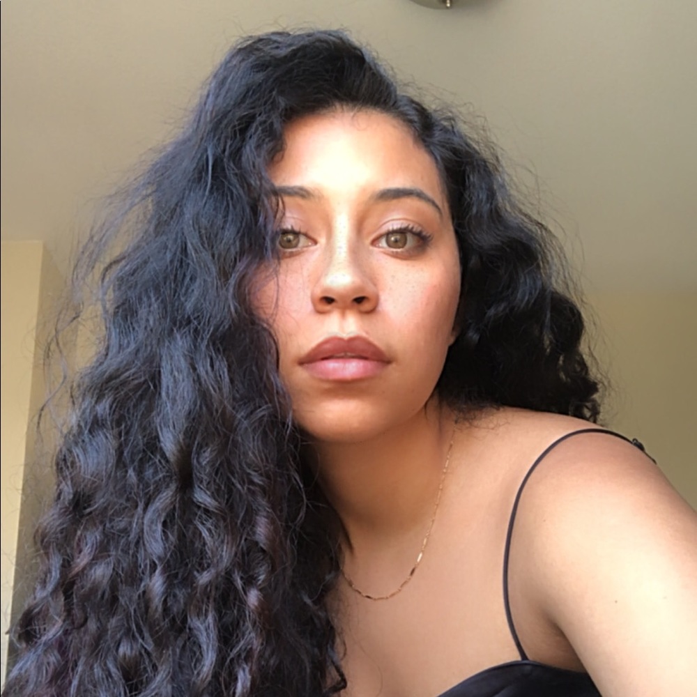 Meet your Posher, Daysi
